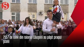 7557 de elevi din raionul Căușeni au pășit pragul școliiVezi careul solemn de la Liceul Ion Creangă [upl. by Ballou475]