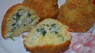 ARANCINI SICILIANI con besciamella e spinaci [upl. by Wsan]