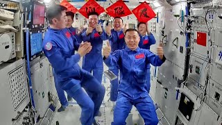 Astronautas da Shenzhou18 e Shenzhou19 realizam quinto quotencontro espacialquot [upl. by Ainat]