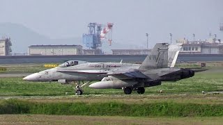 Black Knights Takeoff MCAS IWAKUNI FA18 Hornet 岩国基地離陸 [upl. by Roch10]