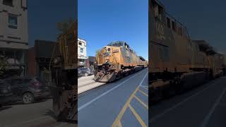 CSX AC440CW Street Running Autorack Train between parked cars in Lagrange Kentucky Railfan [upl. by Ivens]