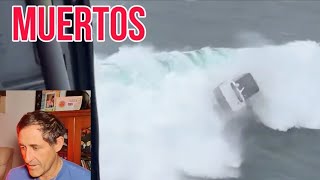 Como una Ola Gigante🌊se Traga a Un Barco🛥️ y a un Rescatador😱 [upl. by Acinoed336]