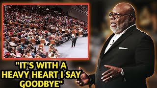 Emotional moment at Potters House as TD Jakes delivers last sermon after banned by its elders [upl. by Hairahs]