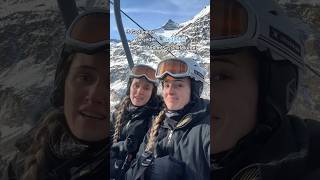 3 Gedanken die jeder Skifahrer auf dem Sessellift kennt ⛷️  lesotwins 👯‍♀️ [upl. by Leggat]