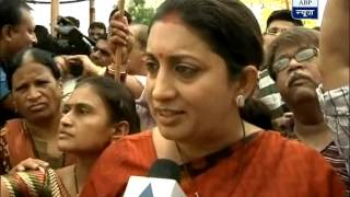 Smriti Irani protests against FDI in retail and fuel hike [upl. by Yorick]