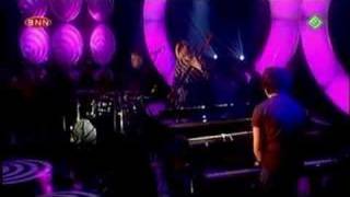 20041112  Jamie Cullum  Everlasting Love Live  TOTP [upl. by Hernardo]