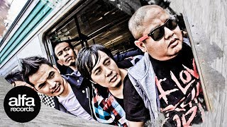 Putih  Bersamamu Official Music Video [upl. by Loredo]