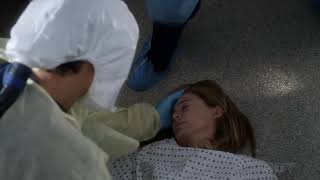 Greys anatomy 17x03  Meredith faints [upl. by Sremlahc]