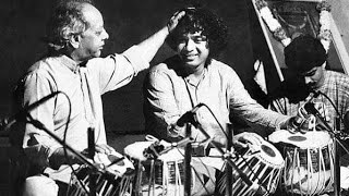 Ustad Alla Rakha  Ustad Zakir Hussain  Tabla Solo  Dhamar Taal  Rare Video [upl. by Nylireg]