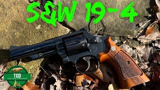 Smith and Wesson 194 357 Magnum  K Frame Classic Revolver [upl. by Nialb]