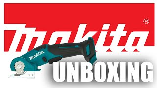 Makita Unboxing CP100DZ im Test was kann er  Unboxing der AkkuUniversalschere oder Teppichschneide [upl. by Gershon]