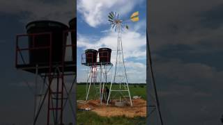 Molino de viento para bombeo de agua y estructura para almacenamiento [upl. by Htenaj]