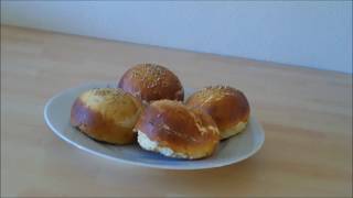 BRETZEL PAIN HAMBURGER SANS OEUFS [upl. by Rabiah]