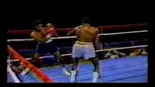 Thomas Hearns vs Marcos Geraldo  February 1982 [upl. by Kenelm]