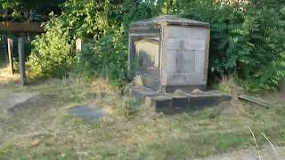 EXPLORING ABANDONED CEMETERY IN MANCHESTER [upl. by Ogram]