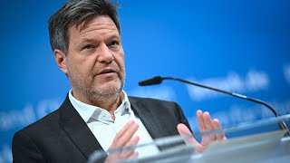 Habeck kündigt „größte Reform des Wettbewerbsrechts seit vielen Jahrzehnten“ an [upl. by Phyllys]