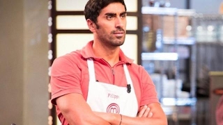 Celebrity MasterChef Filippo Magnini e i segni delle pacche di Cannavacciuolo [upl. by Khai]