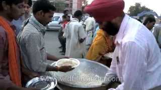 Serving free food to the poor outside AIIMS in Delhi [upl. by Barron593]