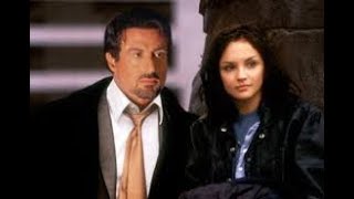 O Implacável filme Ação Sylvester Stallone estreou 2000 [upl. by Leahcimluap]