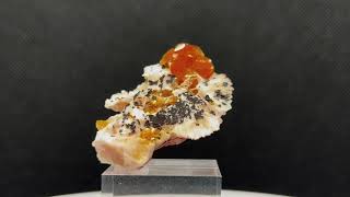 WULFENITE BARITE 1C143 [upl. by Rech]