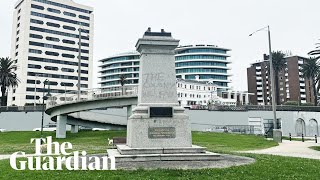 Captain Cook statue targeted in Melbourne in apparent Australia Day protest [upl. by Yaniv867]