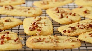 Butter Cookies Recipe Demonstration  Joyofbakingcom [upl. by Zollie]