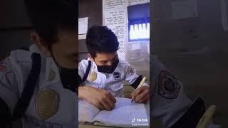 Balikan ang iauna unahang pasok bilang security guard [upl. by Hacceber]