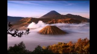 Godowsky  The Bromo Volcano and the Sand Sea at Daybreak [upl. by Ewart]