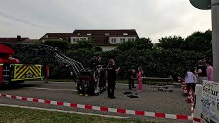 Drehleiter fahren Freiwillige Feuerwehr LinkenheimHochstetten Tag der offenen Tür [upl. by Helmer39]