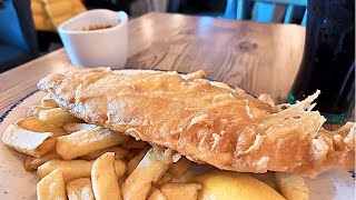 Reviewing Proper FISH amp CHIPS Berties Restaurant amp Bar EDINBURGH [upl. by Eadmund]