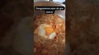 Desayuno Rica Sopa de Ajo [upl. by Nameloc]