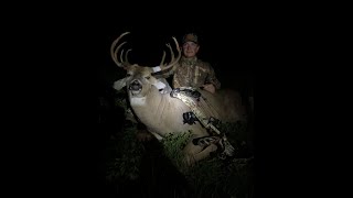 MANITOBA  WHITETAIL DEER HUNT SUCCESS  ARCHERY  60 YARDS SELF FILMED [upl. by Odnumyer]