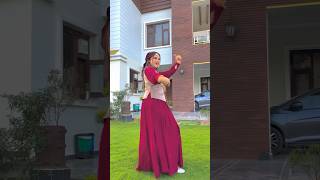 Kinde Chali Banthno Vicky Chauhan Pahari song 2024 ft Komal On pahari nati dance paharinati natti [upl. by Christoper738]