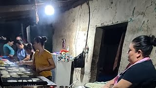 EN VIVO HACIENDO PUPUSAS SALVADOREÑAS ❤🇸🇻😋 [upl. by Ellora294]