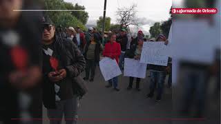 Pobladores exigieron reparación de carretera destruida por Cementera Cruz Azul [upl. by Ahselat]