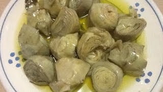 Carciofi sottolio ricetta tradizione fatto in casaMonopoli Puglia Italia [upl. by Ainahs]