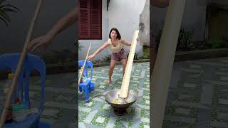 How to fry without oil splattering 🐠😁 couples funny [upl. by Kellie]