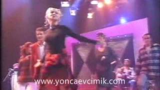 Yonca Evcimik  Gel de Icme 1994 NOSTALJI [upl. by Nivel]