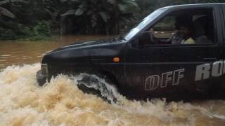 NISSAN D21 OFF ROAD [upl. by Fortier]