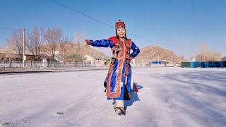 Toohuu negen gos  Mongolian Traditional Dancing Bii Biyelgee [upl. by Ettenajna]