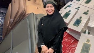 Watie gembira Shuib beli dua bagasi support borong minyak wangi di makkah amp madinah [upl. by Sorcim]