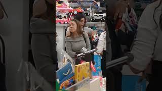 LES CAYERON CON LAS MANOS EN LA MASA coppel ciudaddemexico cuernavaca aurrera walmart costco [upl. by Akinaj]