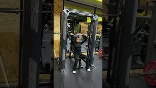 Shoulder press in smith machine [upl. by Hirsch772]