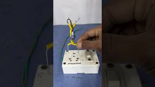 😱Experiment headphone vs 220v electric experiment scienceexperiment viralvideo electric shorts [upl. by Ebanreb]