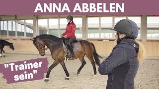 quotDieses Trainer seinquot 🏅  Anna Abbelen  Deutsche Bank ReitsportAkademie [upl. by Livvi]