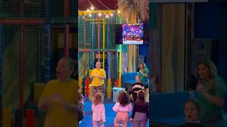 Balla e Canta al Giganti Park 💃 Canzoni per bambini 💥 Baby Dance gigantipark family shorts [upl. by Anma270]