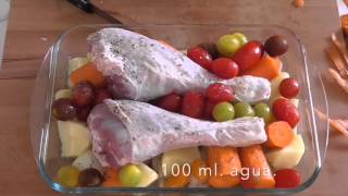 Muslo de pavo al horno con verduras [upl. by Henghold]