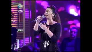 Sıla  Yoruldum  Beyaz Show Canlı Performans  01022013 [upl. by Htebazil198]