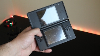 Nintendo DS Lite in 2017 11 years later [upl. by Bathulda]