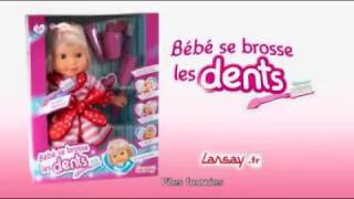 Bébé se brosse les dents  Lansay [upl. by Leddy]